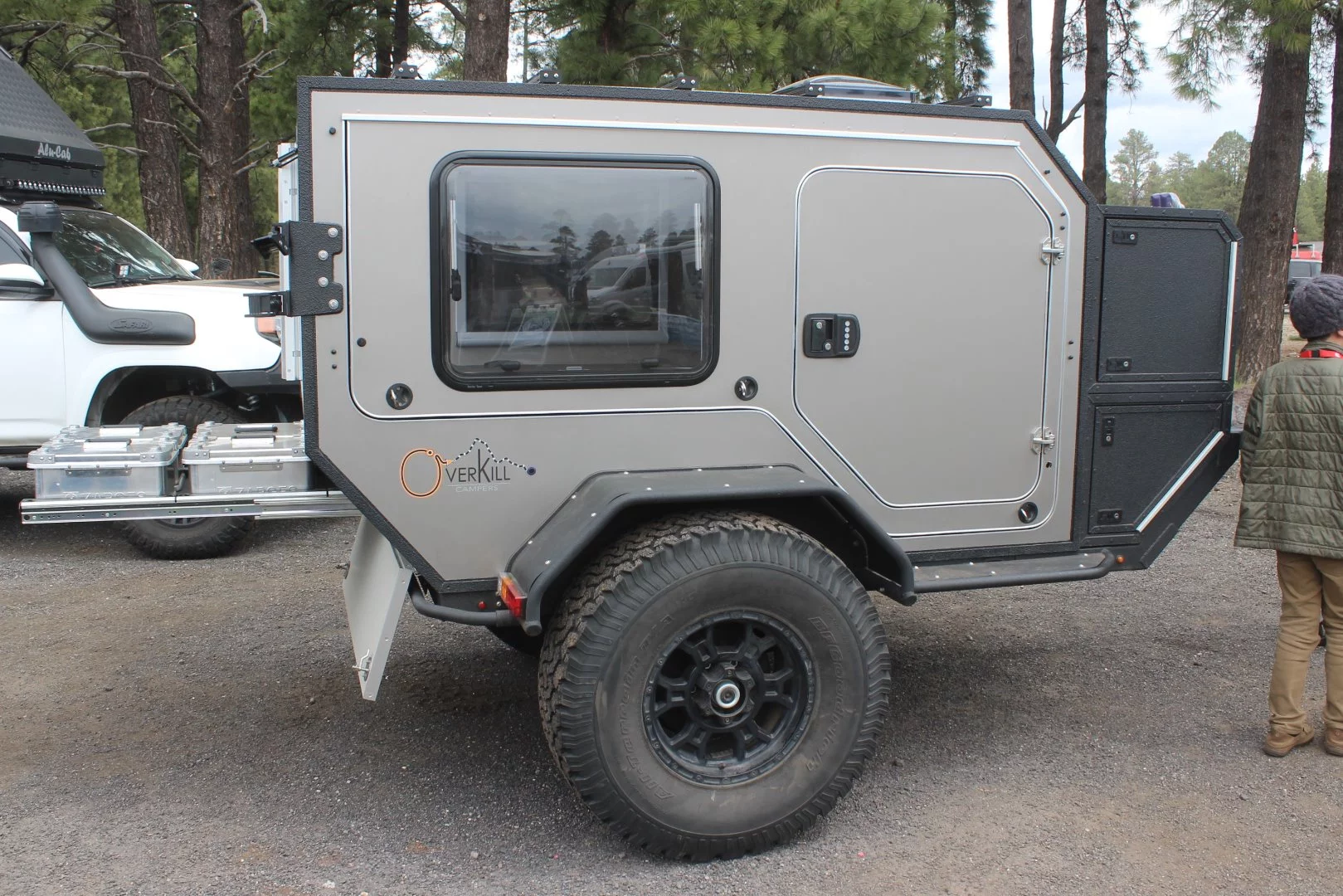CAMPER　37 2008 Jayco Recon ZX F37U specs and literature guide